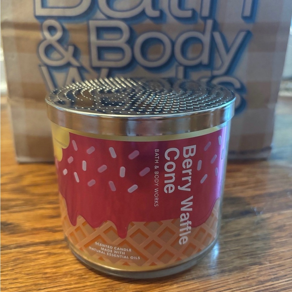 Bath & Body Works Berry Waffle Cone Candle — Pink & Gold Label